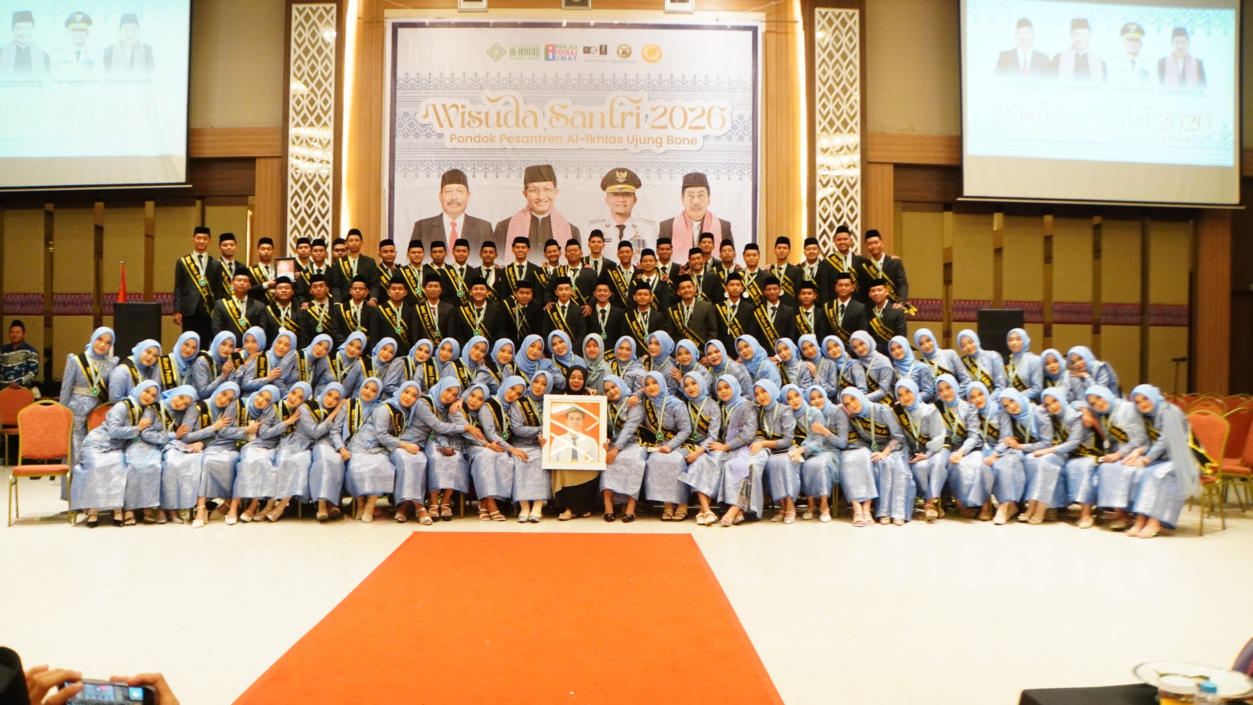 Pondok Pesantren Al-Ikhlas Ujung Bone Wisuda 126 Santri Tahun Ajaran 2025/2026